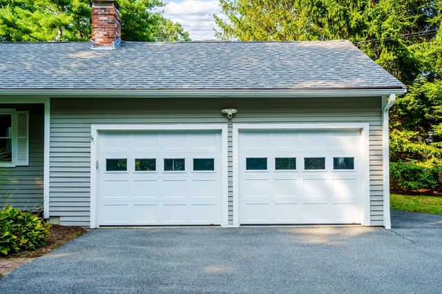 167 Willow St, Acton, MA 01720