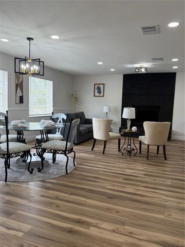 3001 E FERN STREET, Tampa, FL 33610