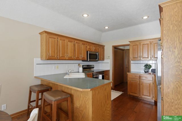 10032 S 172nd Circle, Omaha, NE 68136