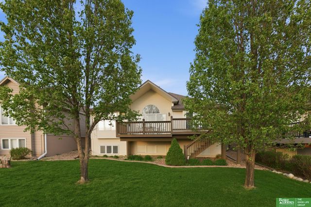 10032 S 172nd Circle, Omaha, NE 68136