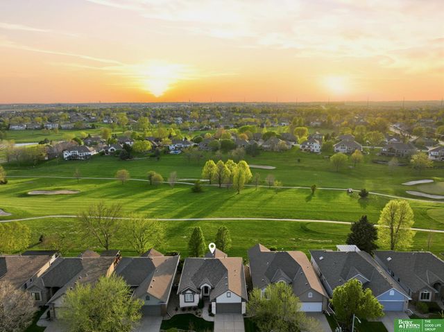 10032 S 172nd Circle, Omaha, NE 68136
