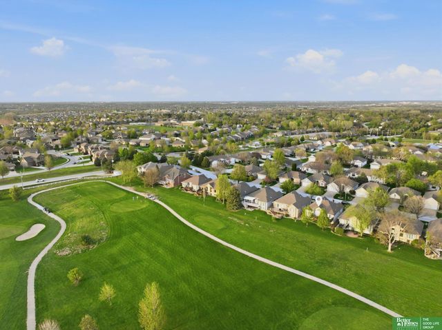 10032 S 172nd Circle, Omaha, NE 68136