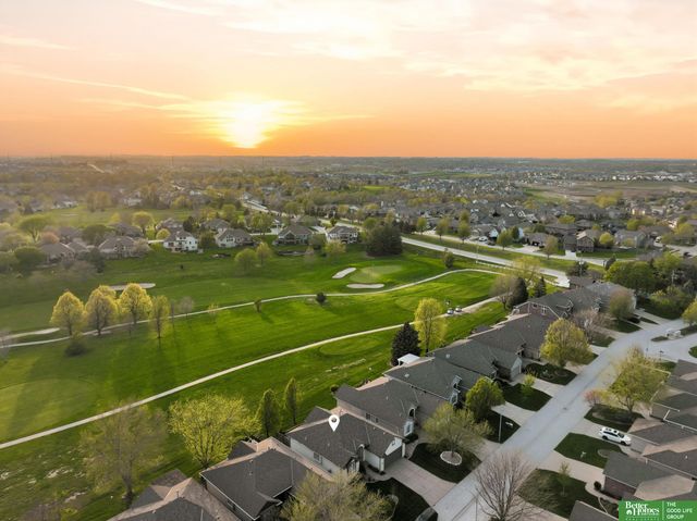 10032 S 172nd Circle, Omaha, NE 68136