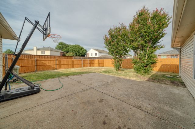 905 meadowgate Drive, Allen, TX 75002
