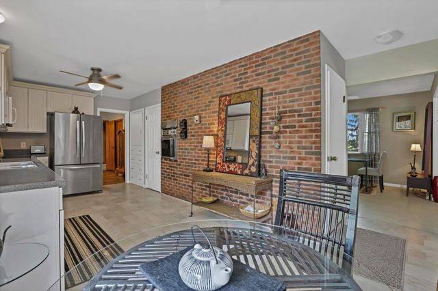 13450 Commercial Point Road, Ashville, OH 43103