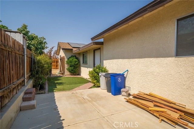 15486 Yates Road, Victorville, CA 92395