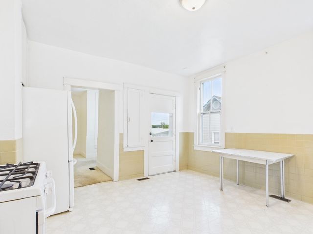 611 Cedar Avenue, Cabool, MO 65689