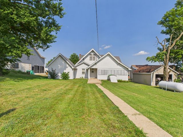 611 Cedar Avenue, Cabool, MO 65689