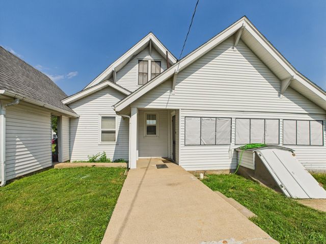 611 Cedar Avenue, Cabool, MO 65689
