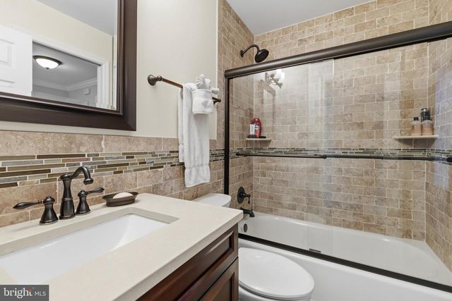 1365 LANDIS DR, North Wales, PA 19454