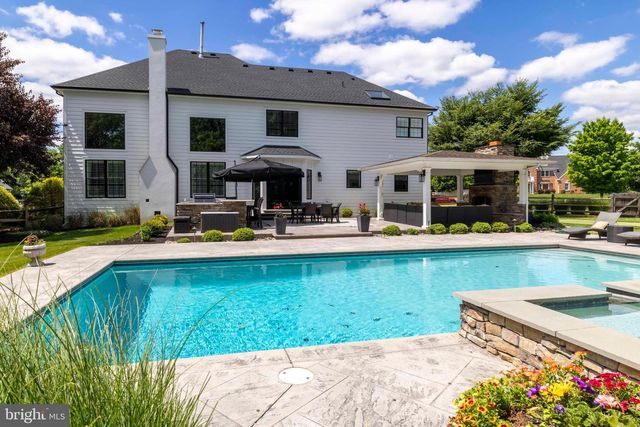 1365 LANDIS DR, North Wales, PA 19454