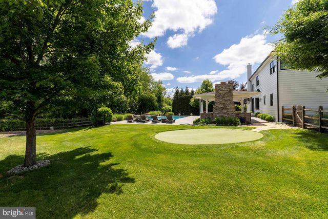1365 LANDIS DR, North Wales, PA 19454