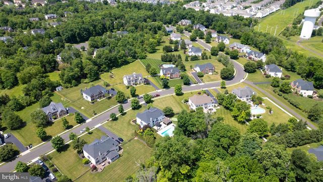 1365 LANDIS DR, North Wales, PA 19454