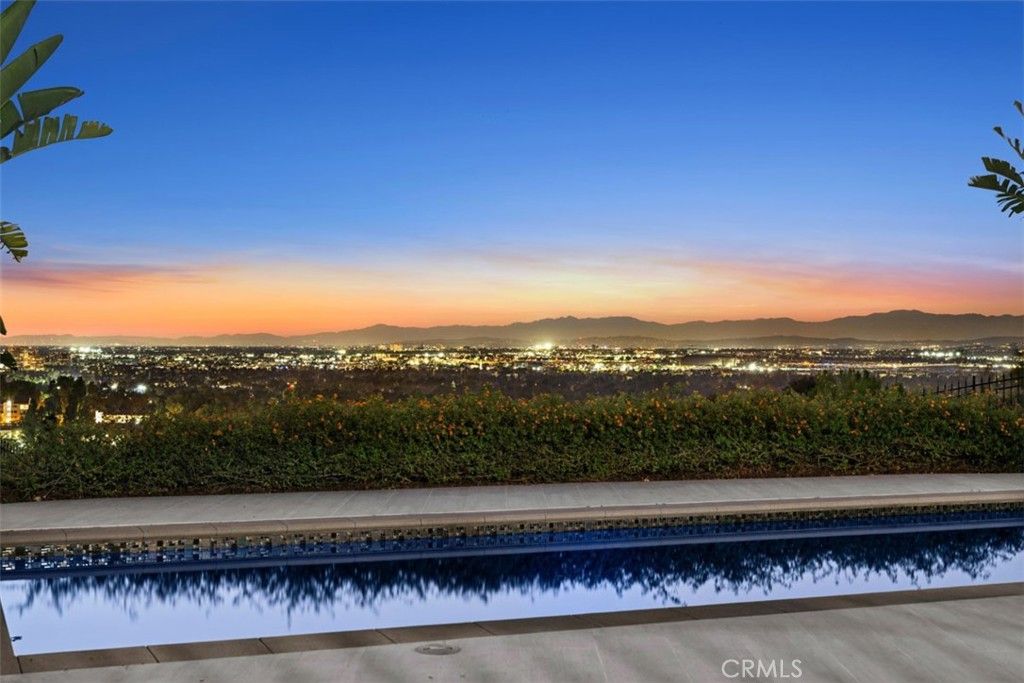 21 Chester, Irvine, CA 92603 — photo 2
