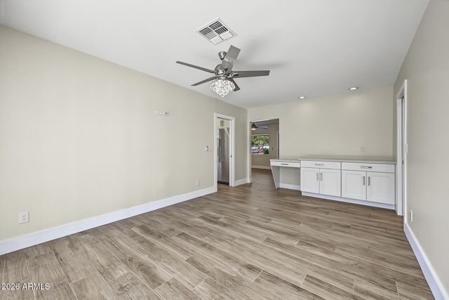 5131 E WELDON Avenue, Phoenix, AZ 85018