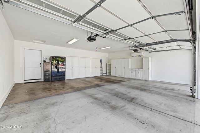 5131 E WELDON Avenue, Phoenix, AZ 85018