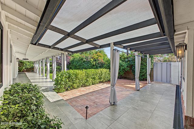 5131 E WELDON Avenue, Phoenix, AZ 85018