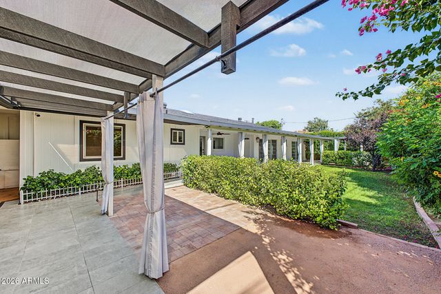 5131 E WELDON Avenue, Phoenix, AZ 85018