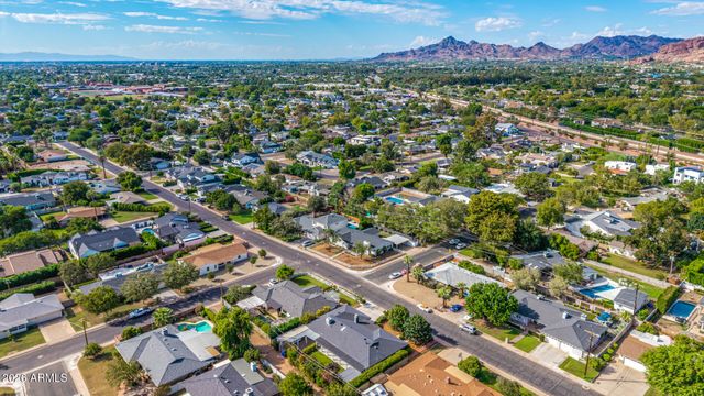5131 E WELDON Avenue, Phoenix, AZ 85018