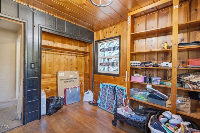 1146 NE D Street, Grants Pass, OR 97526