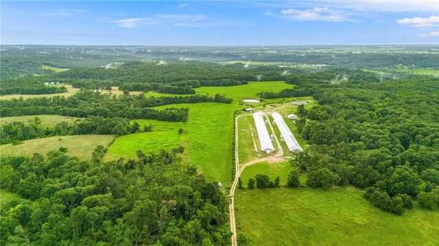 W Mountain Road, Decatur, AR 72722
