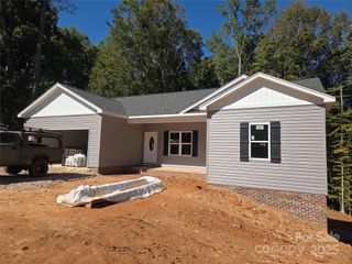 126 Meadowfall Lane, Troutman, NC 28166