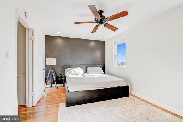 1371 ADAMS ST NE, Washington, DC 20018