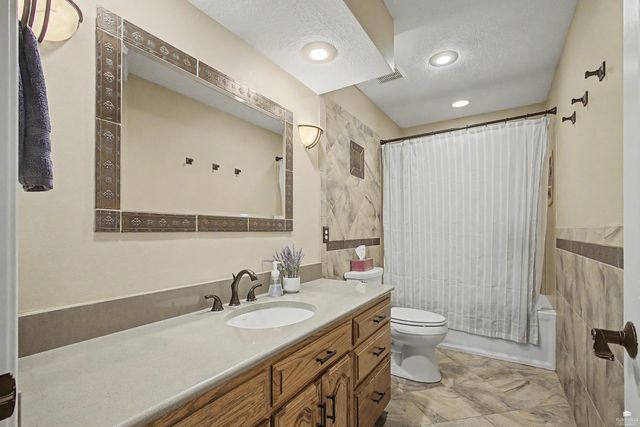 3626 Everett Drive, Manhattan, KS 66503