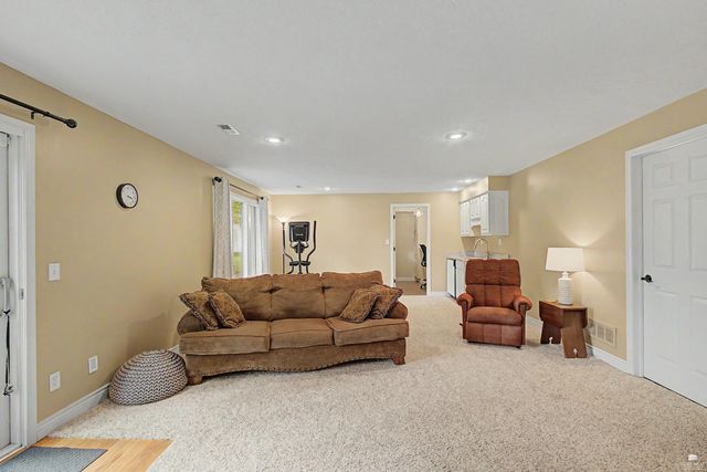 3626 Everett Drive, Manhattan, KS 66503