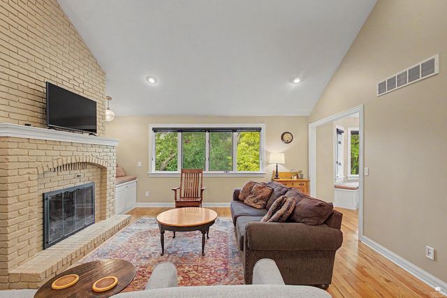 3626 Everett Drive, Manhattan, KS 66503