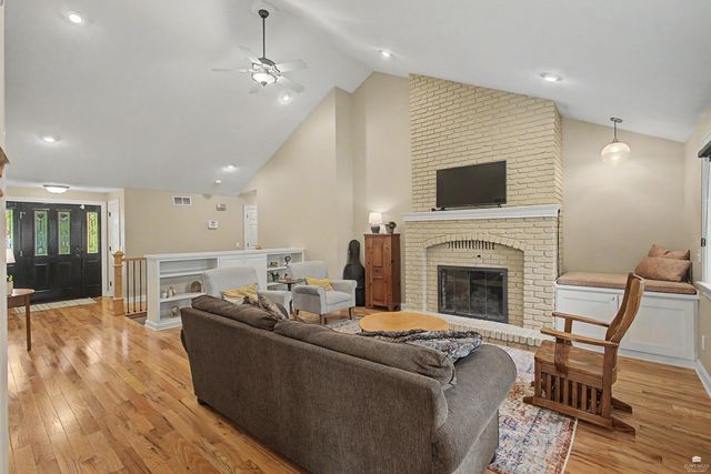 3626 Everett Drive, Manhattan, KS 66503