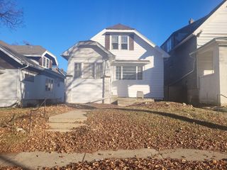 3906 N 14th STREET, Milwaukee, WI 53206