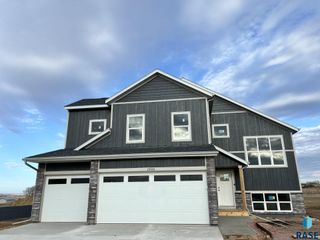 2800 S Copper Creek Ave Avenue, Sioux Falls, SD 57110