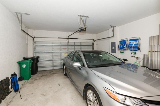 421 NW Sunview Way, Port St. Lucie, Port St Lucie, FL 34986