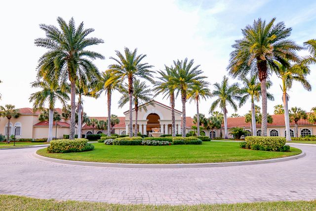 421 NW Sunview Way, Port St. Lucie, Port St Lucie, FL 34986