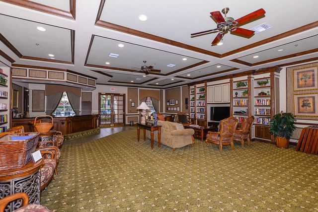 421 NW Sunview Way, Port St. Lucie, Port St Lucie, FL 34986