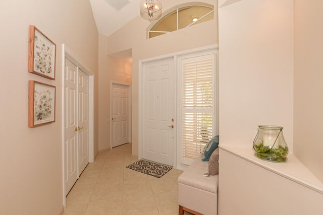 421 NW Sunview Way, Port St. Lucie, Port St Lucie, FL 34986