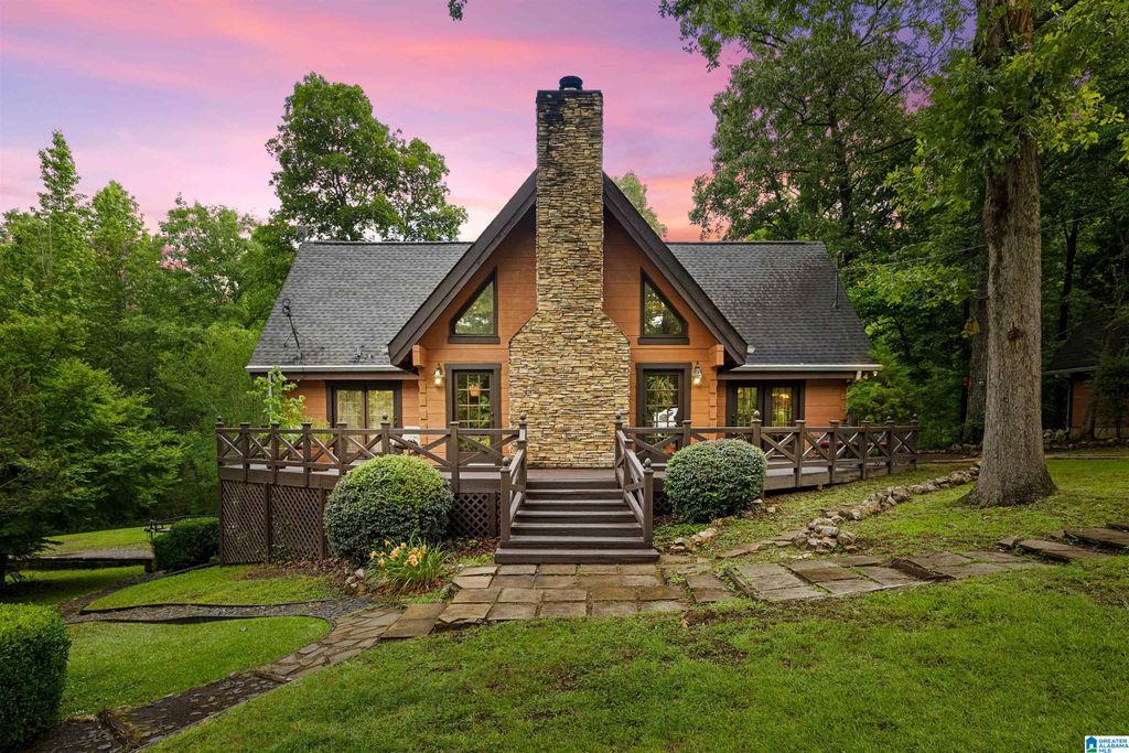 400 DEER TRACE LANE, Pell City, AL 35125