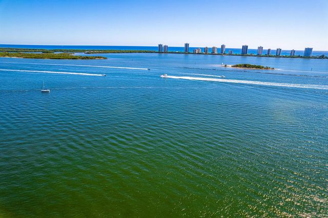 101 Doolen Court 201, North Palm Beach, FL 33408