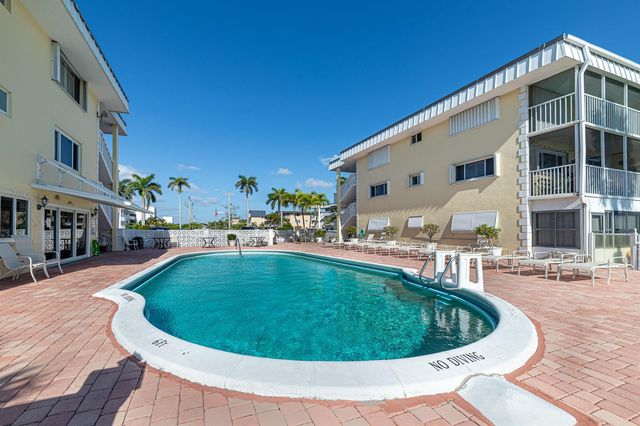 101 Doolen Court 201, North Palm Beach, FL 33408
