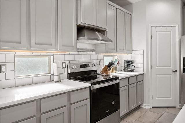 1031 Ocean Breeze, Portland, TX 78374