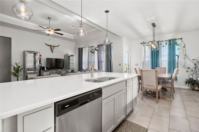 1031 Ocean Breeze, Portland, TX 78374