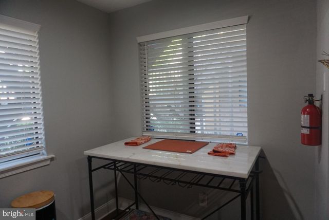 2002 AUGUSTA CIR, Mt Laurel, NJ 08054
