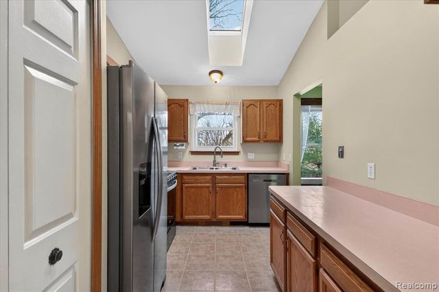 1639 Tulip Lane, Westland, MI 48186