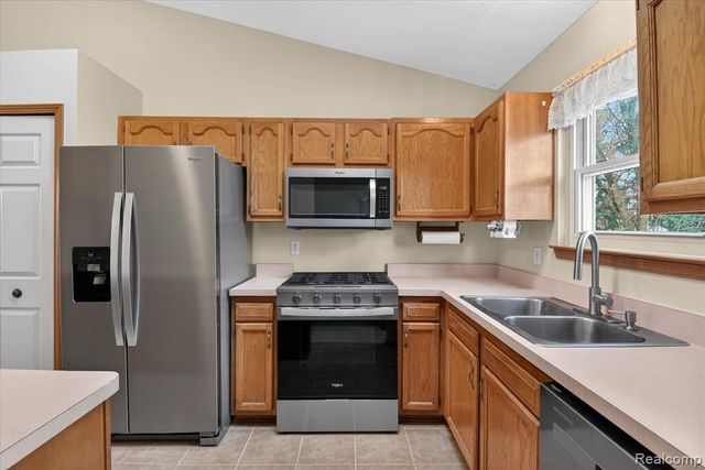 1639 Tulip Lane, Westland, MI 48186