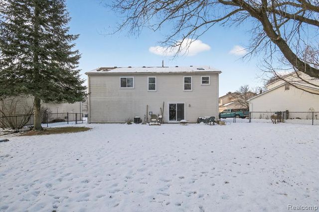 1639 Tulip Lane, Westland, MI 48186