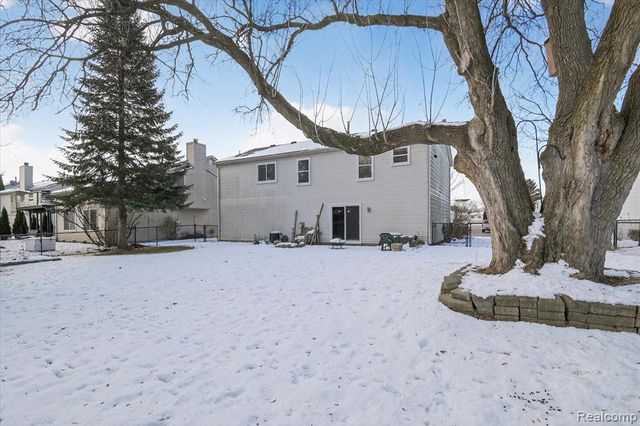 1639 Tulip Lane, Westland, MI 48186