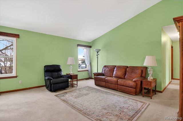 1639 Tulip Lane, Westland, MI 48186