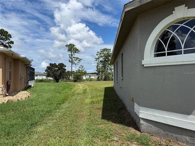 4045 HANGING MOSS LOOP, Spring Hill, FL 34609