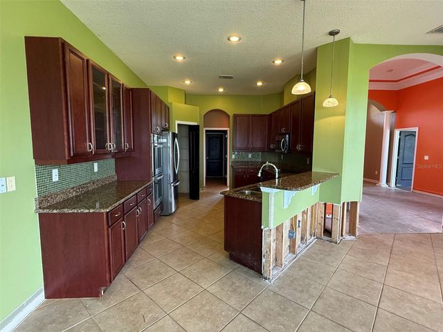 4045 HANGING MOSS LOOP, Spring Hill, FL 34609